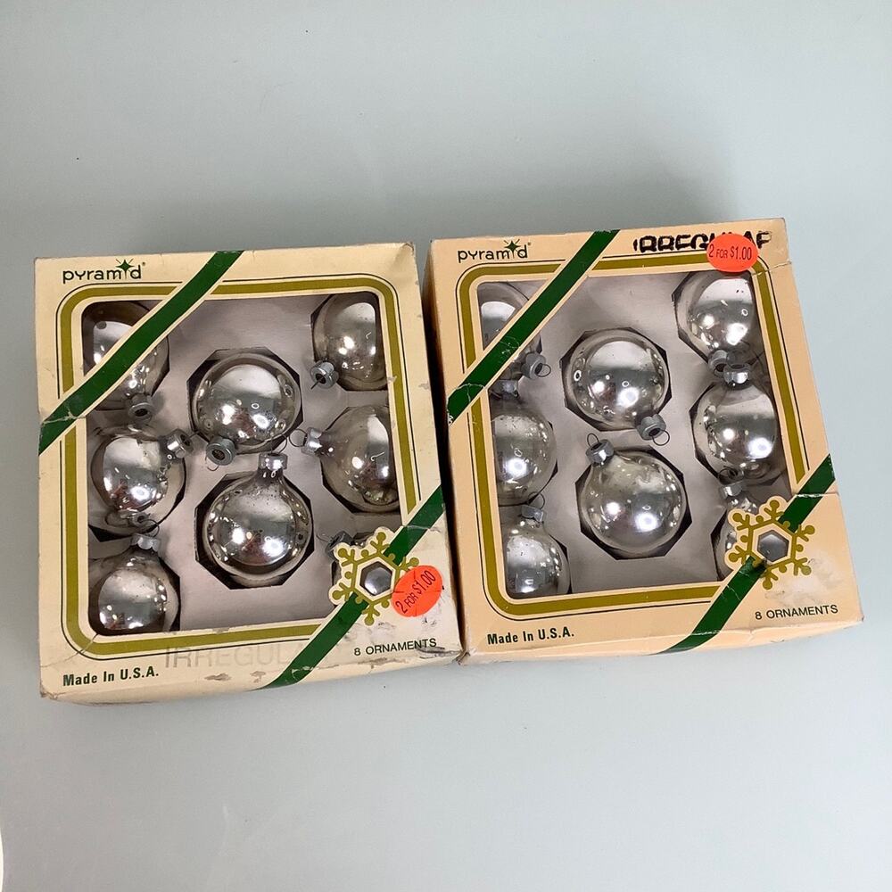 Vintage 16 Pyramid Silver Glass Balls Christmas Ornaments 2” USA - Picture 8 of 9